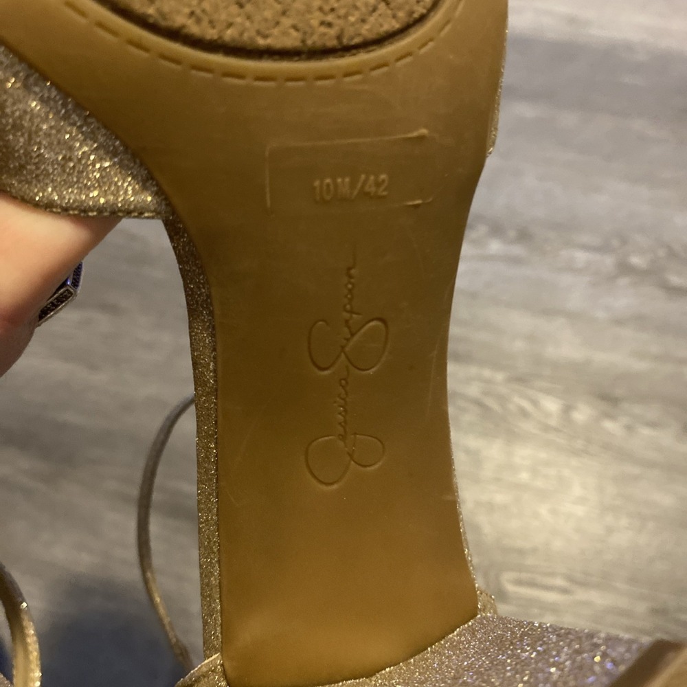 JESSICA SIMPSON "SHERRON" ANKLE STRAP BLOCK HEEL SANDAL GOLD GLITTER FINISH 10M - Picture 13 of 16